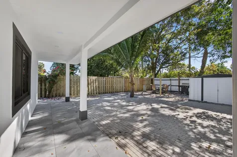 3900 Kenas Street West Palm Beach FL 33403