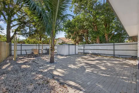 3900 Kenas Street West Palm Beach FL 33403