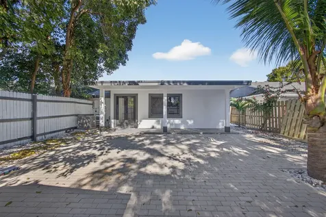 3900 Kenas Street West Palm Beach FL 33403