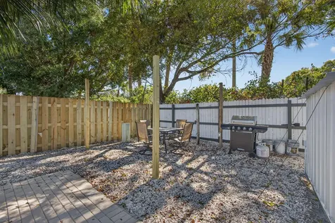 3900 Kenas Street West Palm Beach FL 33403