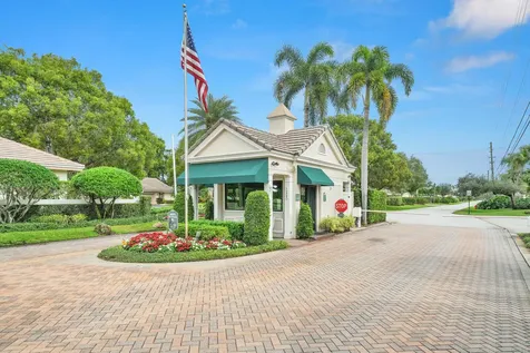 10539 Pine Tree Terrace Boynton Beach FL 33436