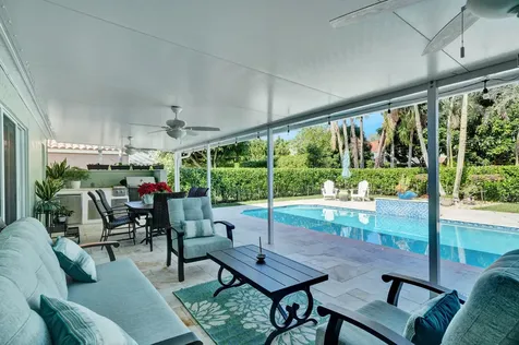 10299 Hunt Club Lane Palm Beach Gardens FL 33418