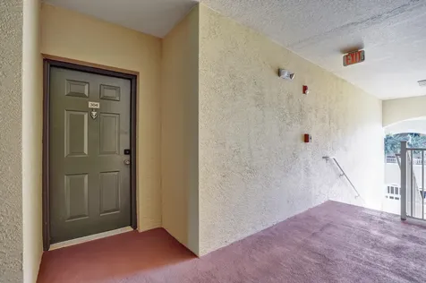 6426 Emerald Dunes 304 Drive West Palm Beach FL 33411