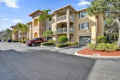 6426 Emerald Dunes 304 Drive West Palm Beach FL 33411