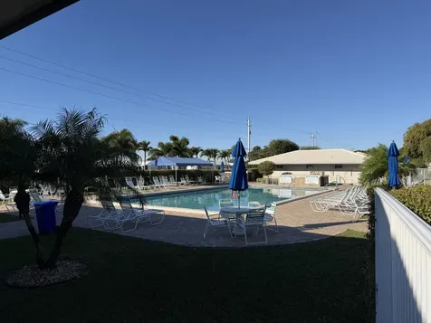 1113 Lake Terrace Boynton Beach FL 33426