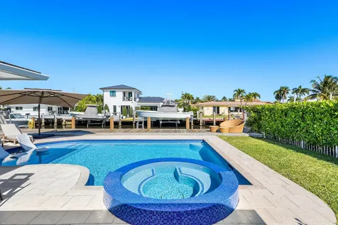 150 Periwinkle Drive Hypoluxo FL 33462