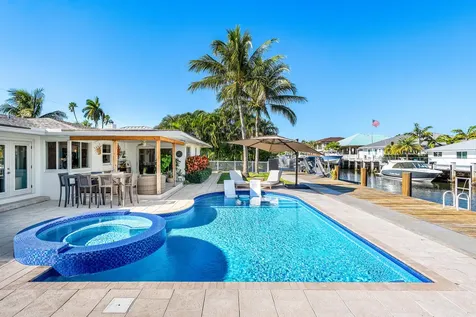 150 Periwinkle Drive Hypoluxo FL 33462
