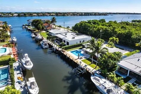 150 Periwinkle Drive Hypoluxo FL 33462