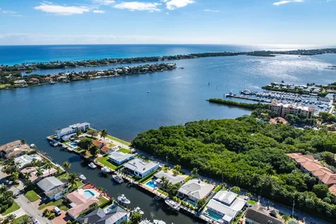 150 Periwinkle Drive Hypoluxo FL 33462