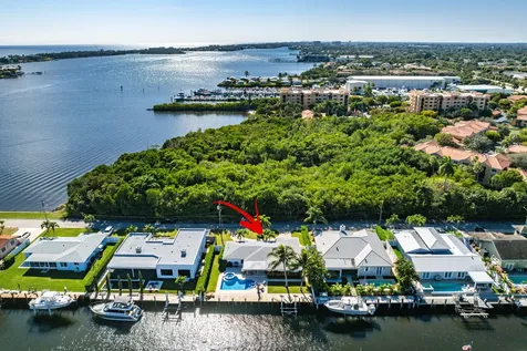 150 Periwinkle Drive Hypoluxo FL 33462