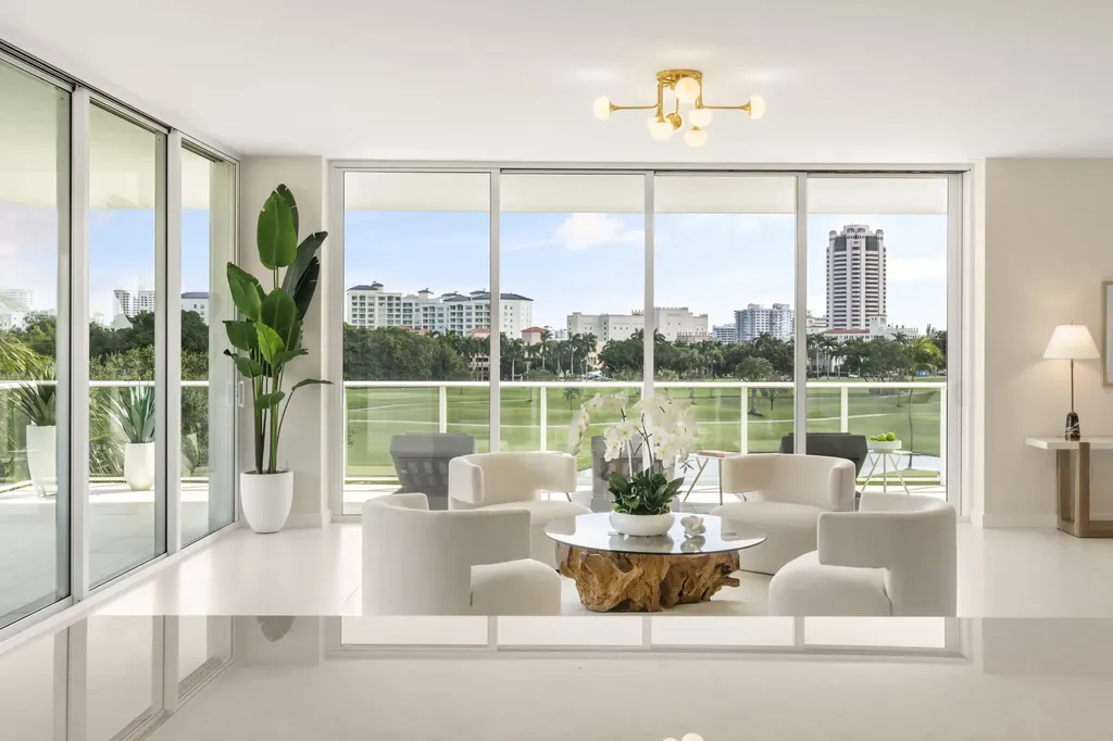 220 Se Mizner Boulevard Boca Raton FL 33432