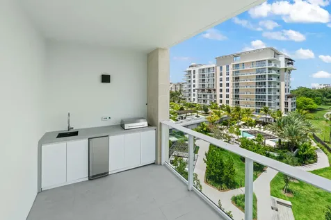 220 Se Mizner Boulevard Boca Raton FL 33432