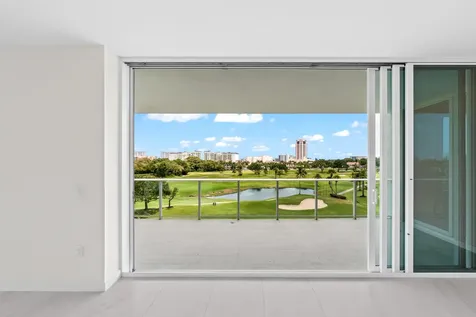 220 Se Mizner Boulevard Boca Raton FL 33432