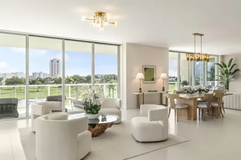 220 Se Mizner Boulevard Boca Raton FL 33432