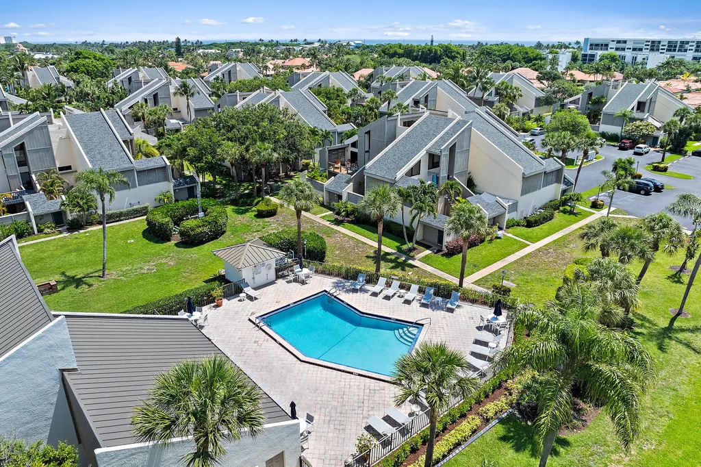 1605 S Us Highway 1 Jupiter FL 33477