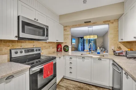 2070 Homewood Delray Beach FL 33445