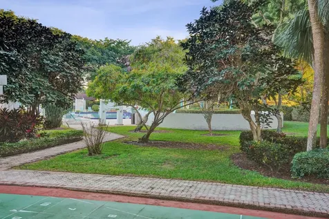 2070 Homewood Delray Beach FL 33445