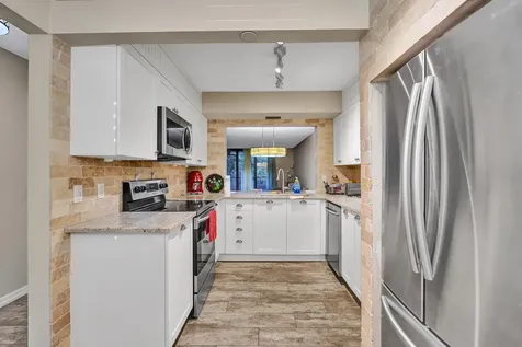 2070 Homewood Delray Beach FL 33445