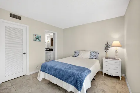 3442 Ne Causeway Boulevard Jensen Beach FL 34957