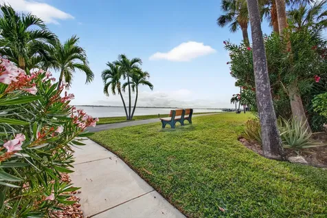 3442 Ne Causeway Boulevard Jensen Beach FL 34957