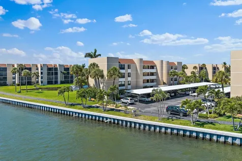 3442 Ne Causeway Boulevard Jensen Beach FL 34957