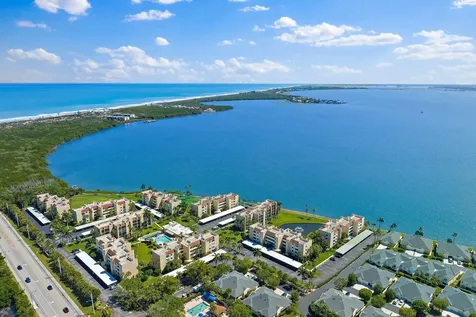 3442 Ne Causeway Boulevard Jensen Beach FL 34957