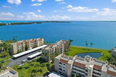 3442 Ne Causeway Boulevard Jensen Beach FL 34957