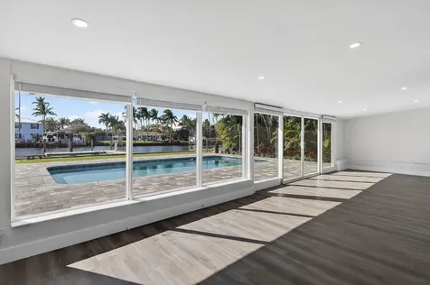 122 Arlington Place West Palm Beach FL 33405