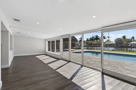 122 Arlington Place West Palm Beach FL 33405