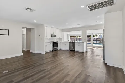 122 Arlington Place West Palm Beach FL 33405