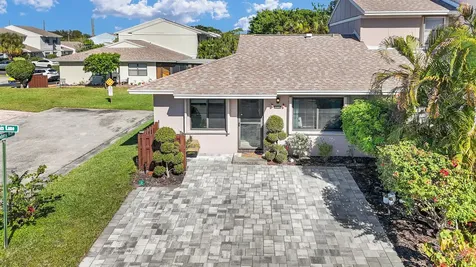5347 Tennis Lane Delray Beach FL 33484
