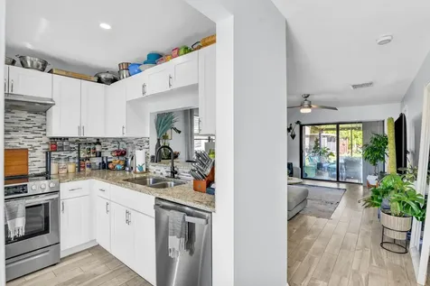 5347 Tennis Lane Delray Beach FL 33484