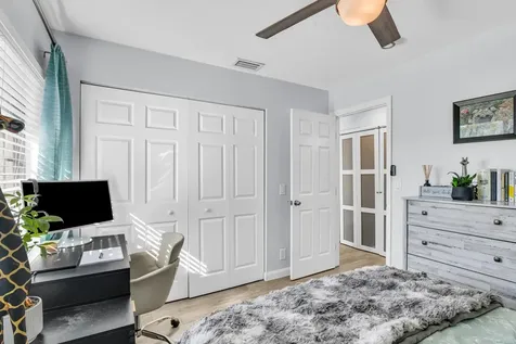 5347 Tennis Lane Delray Beach FL 33484