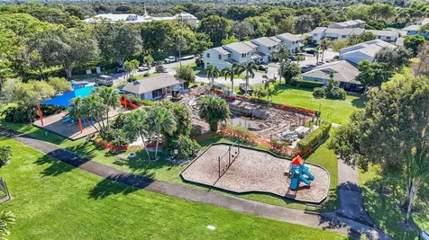 5347 Tennis Lane Delray Beach FL 33484