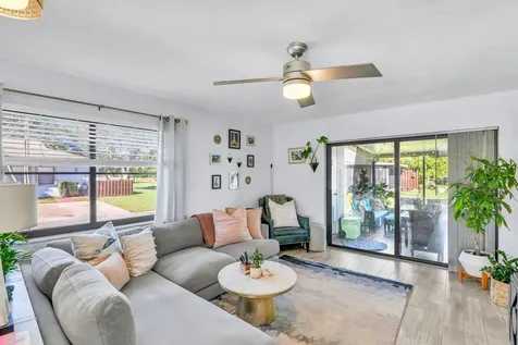 5347 Tennis Lane Delray Beach FL 33484