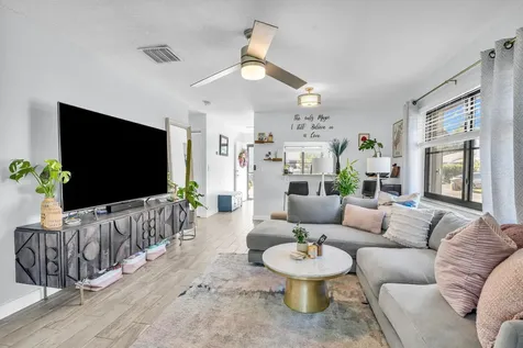5347 Tennis Lane Delray Beach FL 33484