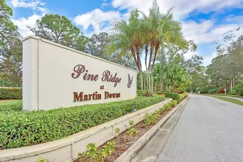 1935 Sw Silver Pine Way Palm City FL 34990