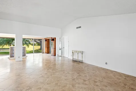 10848 Greentrail Drive Boynton Beach FL 33436