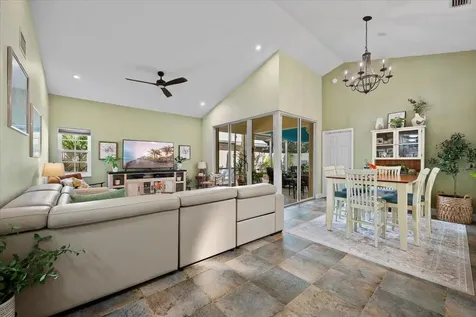 11 Dorchester Circle Palm Beach Gardens FL 33418