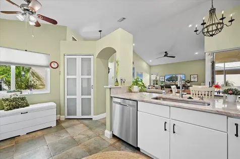 11 Dorchester Circle Palm Beach Gardens FL 33418