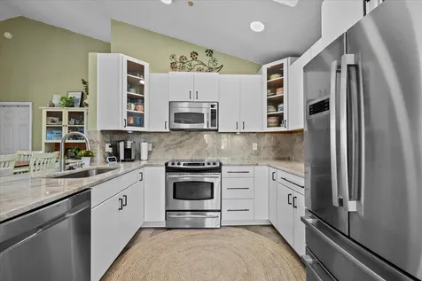 11 Dorchester Circle Palm Beach Gardens FL 33418