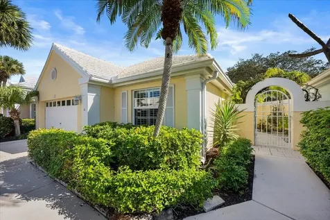 11 Dorchester Circle Palm Beach Gardens FL 33418