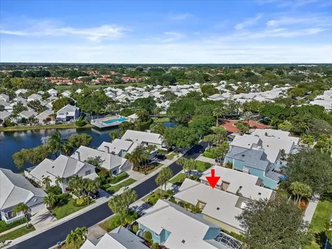 11 Dorchester Circle Palm Beach Gardens FL 33418