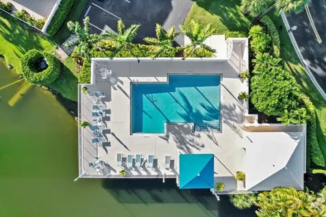 11 Dorchester Circle Palm Beach Gardens FL 33418