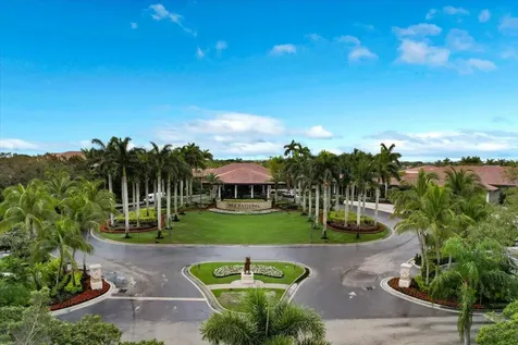 11 Dorchester Circle Palm Beach Gardens FL 33418