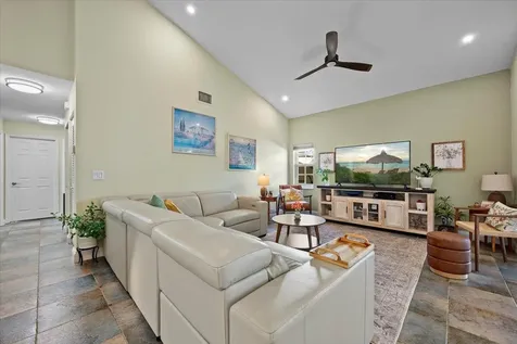 11 Dorchester Circle Palm Beach Gardens FL 33418