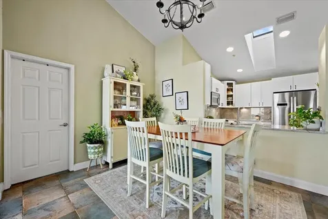 11 Dorchester Circle Palm Beach Gardens FL 33418