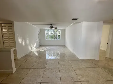 1810 New Palm Way Boynton Beach FL 33435