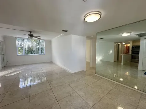 1810 New Palm Way Boynton Beach FL 33435
