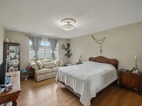 249 Monterey Way Royal Palm Beach FL 33411